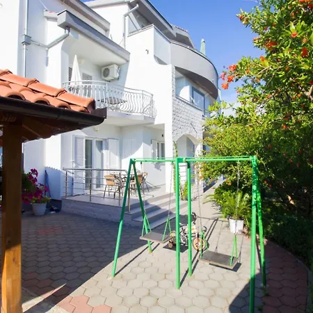 Apartment Apartmani Vesna Grebastica By Interhome 公寓 Grebaštica