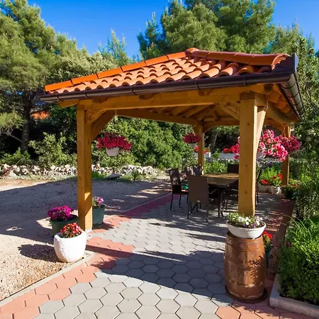 公寓 Apartment Apartmani Vesna Grebastica By Interhome Grebaštica