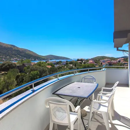 Apartment Apartmani Vesna Grebastica By Interhome * Grebaštica