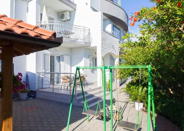 Apartment Apartmani Vesna Grebastica By Interhome Appartement Grebaštica