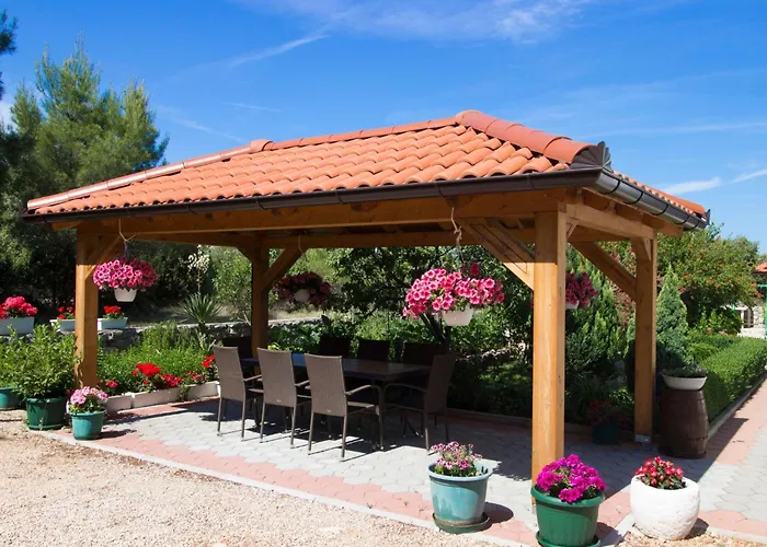 Apartment Apartmani Vesna Grebastica By Interhome Apartment *